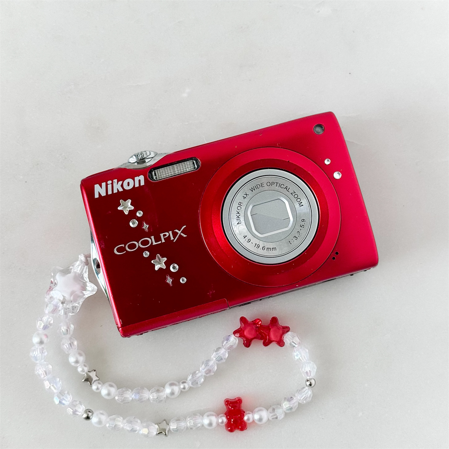 Nikon Coolpix S205 Digital Camera