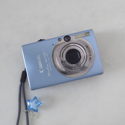 Canon PowerShot SD1100 IS Elph Digital Camera