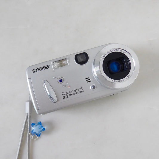 Sony Cybershot P52 Digital Camera