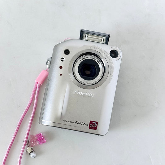 Fujifilm F601 Zoom Digital Camera