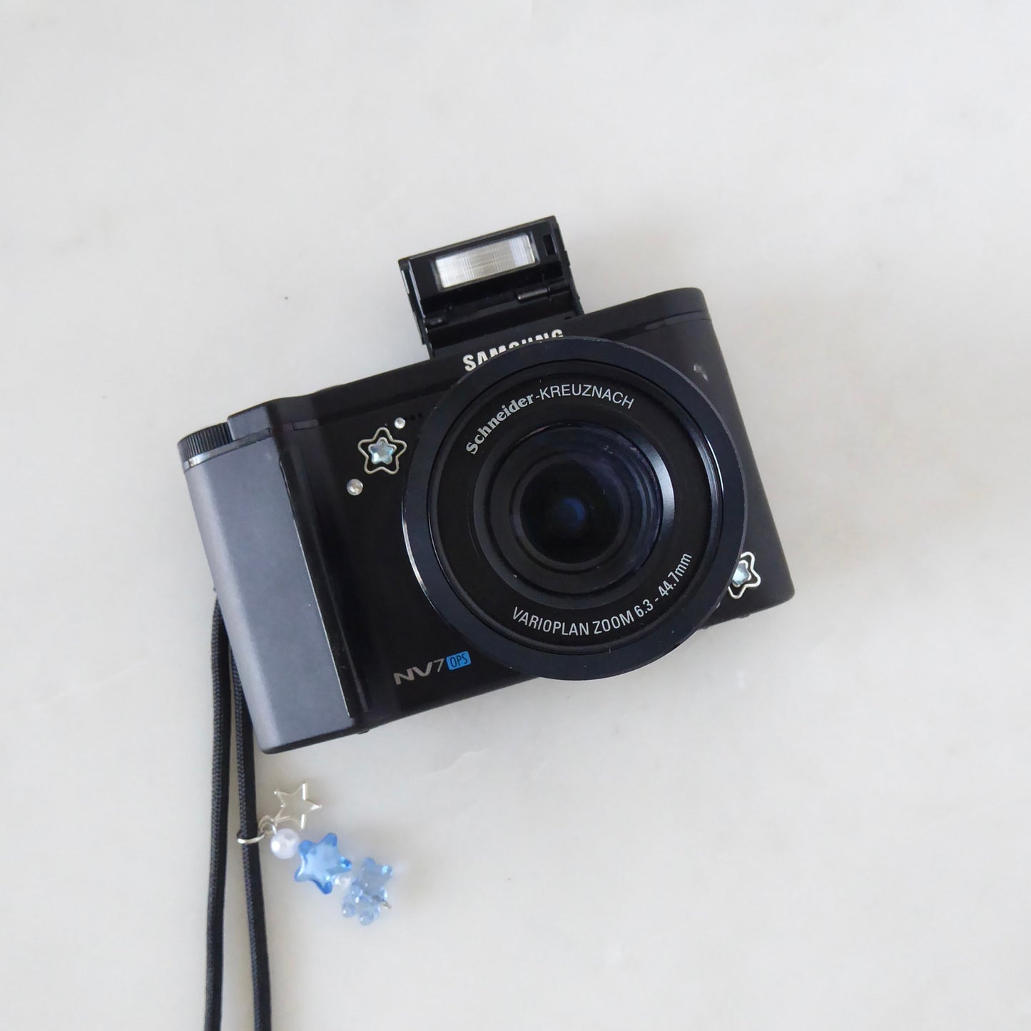 Samsung NV7 Digital Camera
