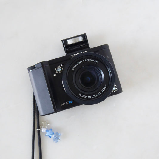 Samsung NV7 Digital Camera