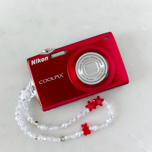 Nikon Coolpix S205 Digital Camera