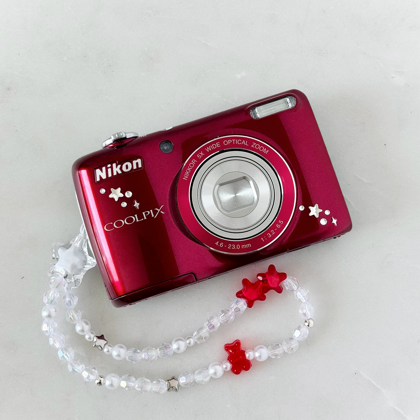 Nikon Coolpix L26 Digital Camera