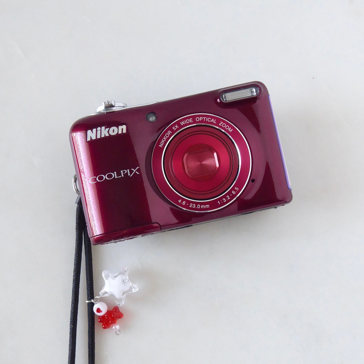 Nikon Coolpix L32 Digital Camera