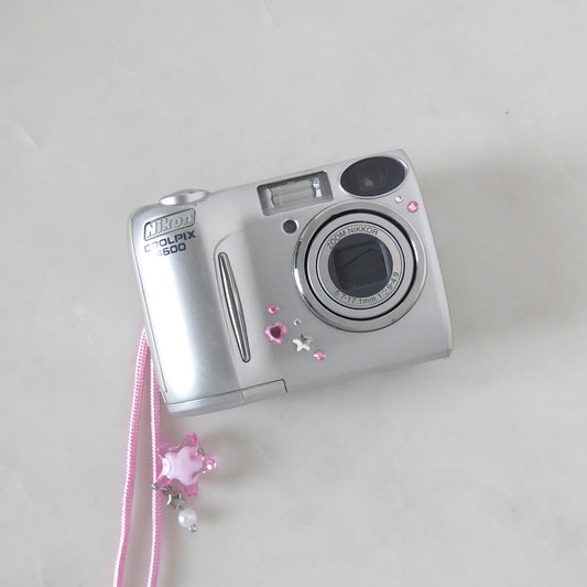 Nikon Coolpix 3200 Digital Camera
