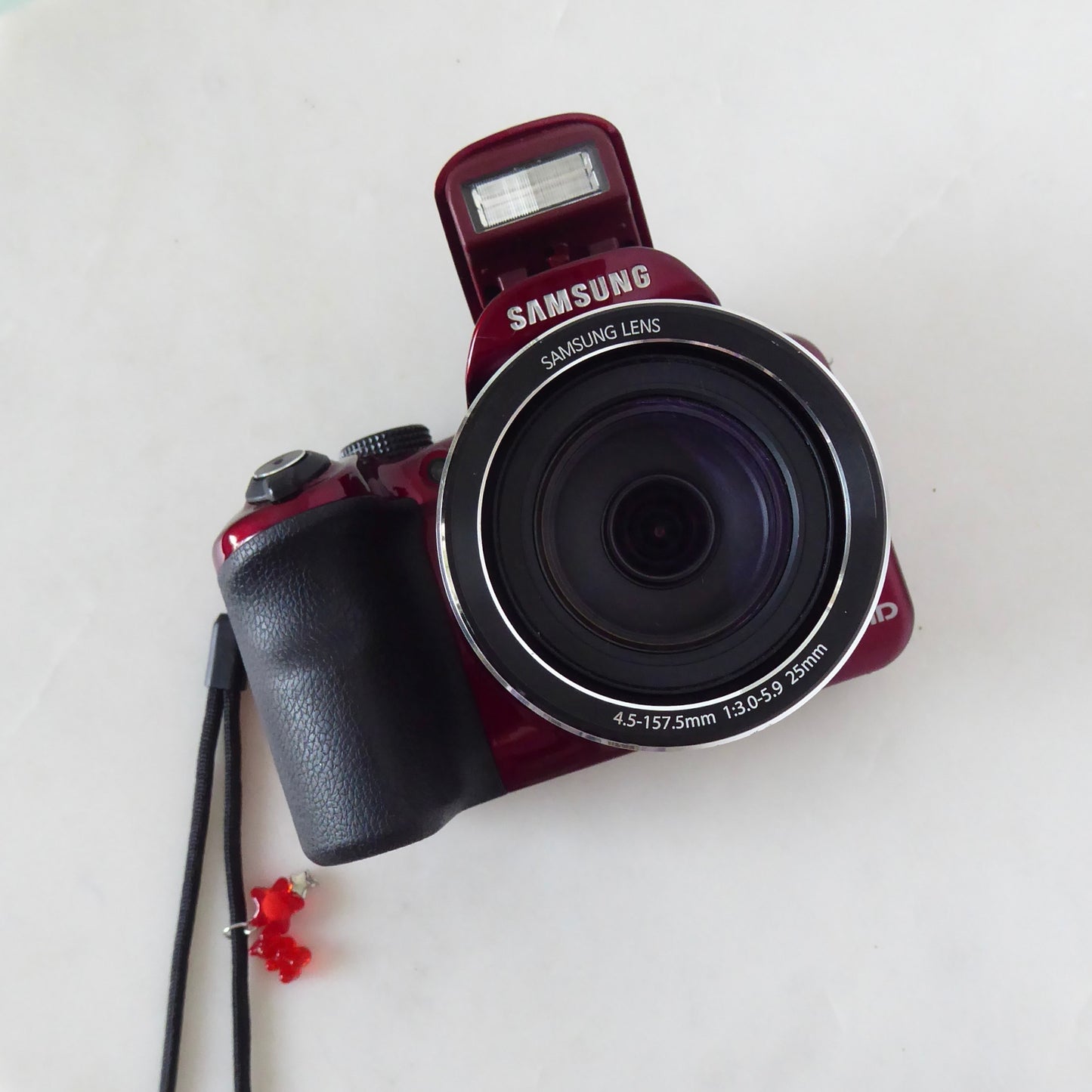 Samsung WB1100F Digital Camera