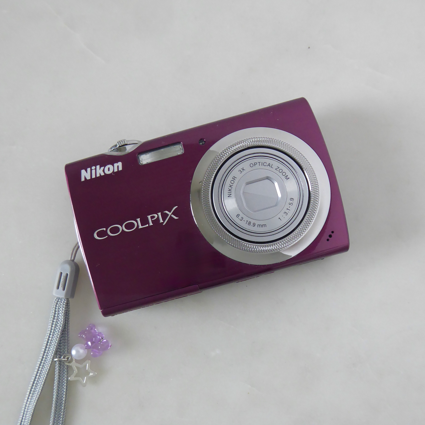 Nikon Coolpix S230 Digital Camera