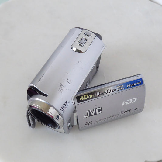 JVC Everio MG340HE Digital Video Camcorder