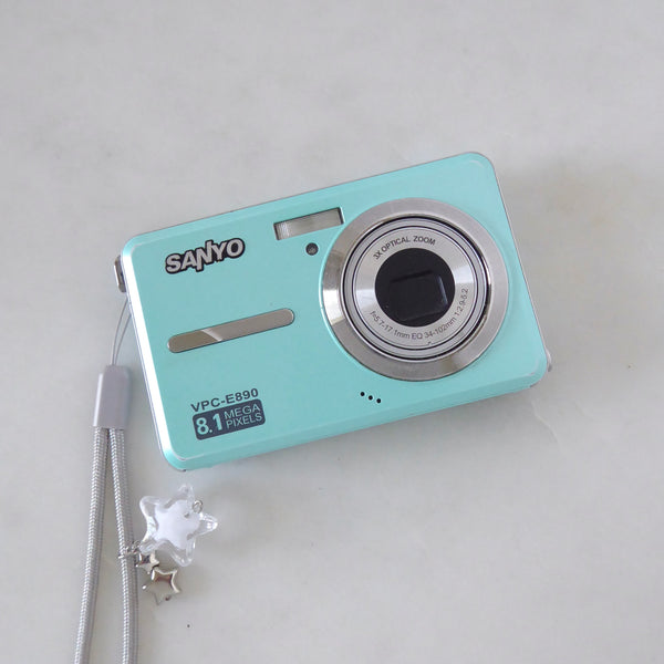 Sanyo E890 Digital Camera