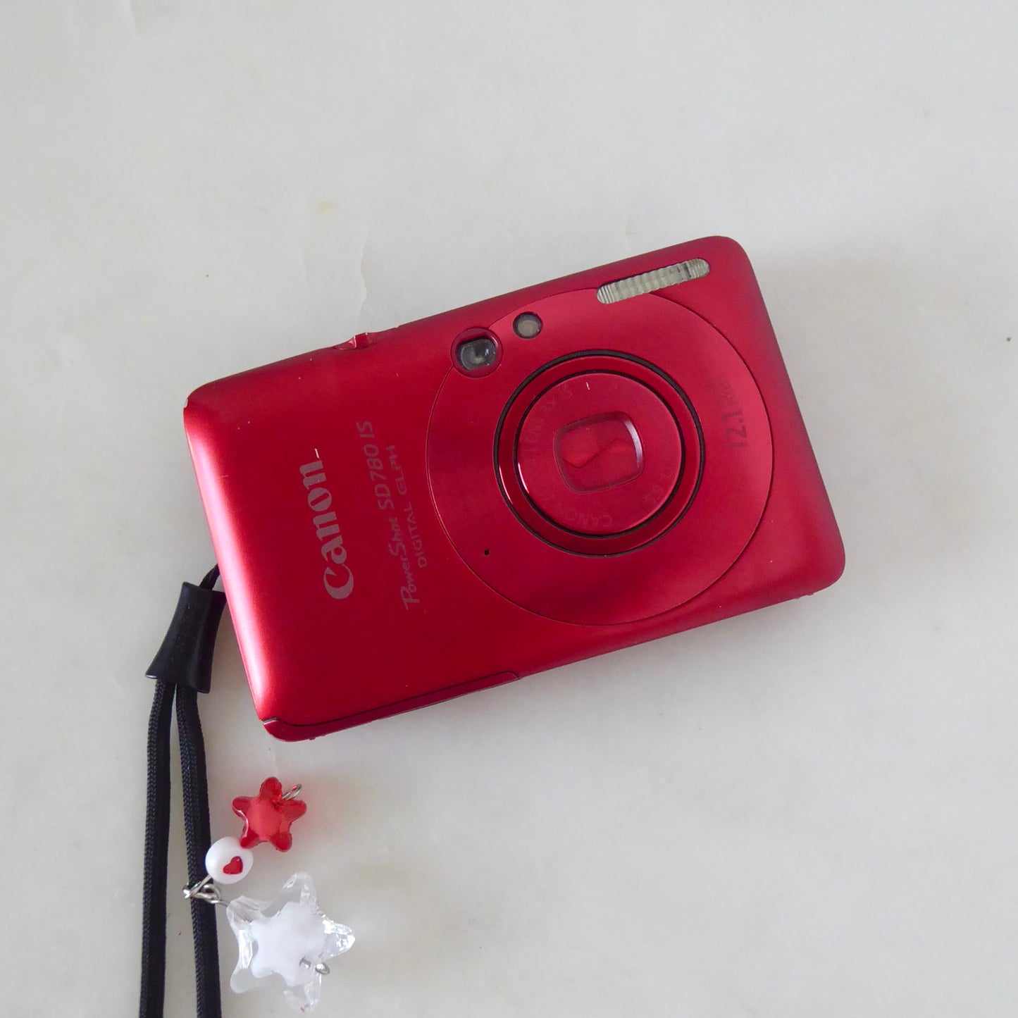 Canon Powershot Elph SD780 IS Digital Camera
