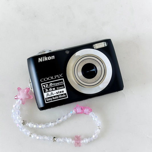 Nikon Coolpix L22 Digital Camera IN BOX