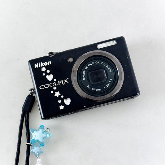 Nikon Coolpix S570 Digital Camera