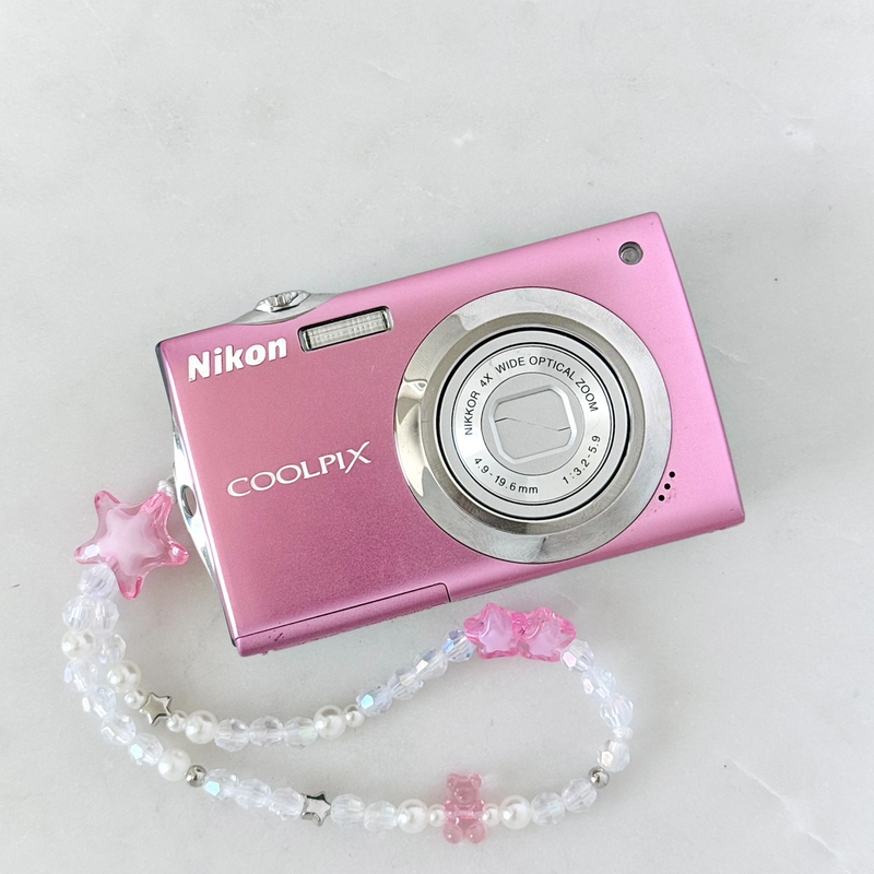 Nikon Coolpix S4000 Digital Camera
