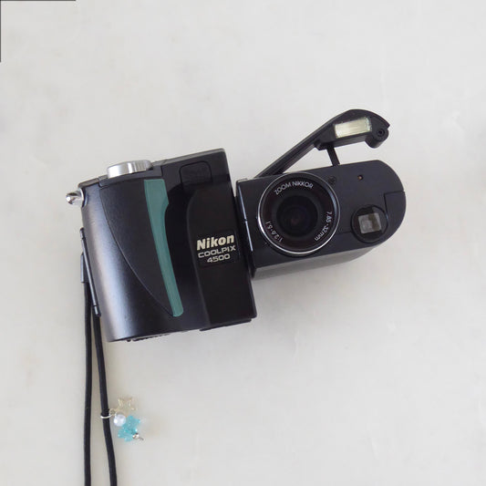 Nikon Coolpix 4500 Digital Camera