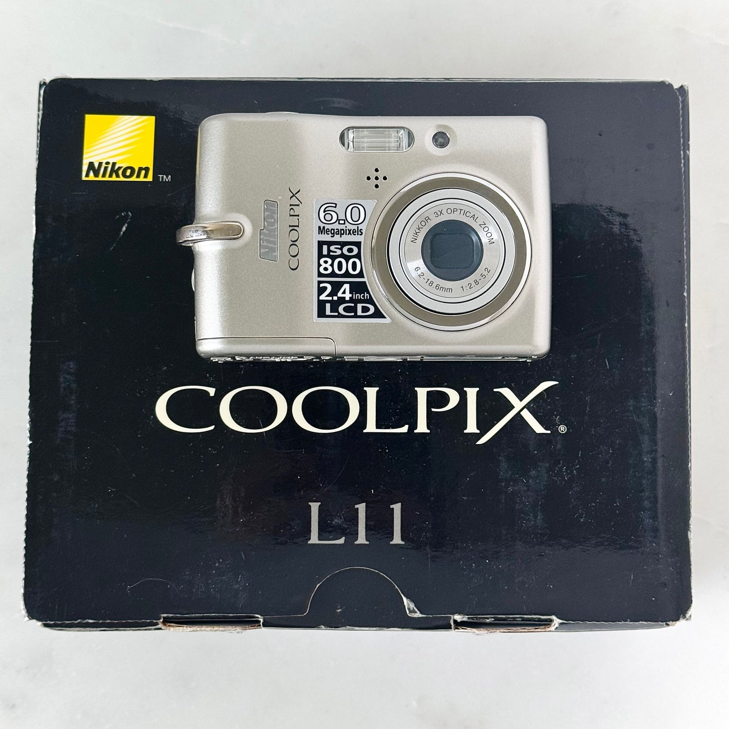 Nikon Coolpix L11 Digital Camera IN BOX