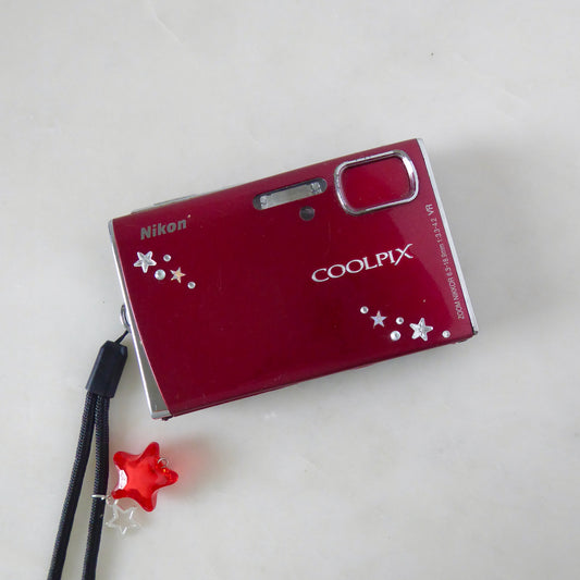 Nikon Coolpix S50 Digital Camera