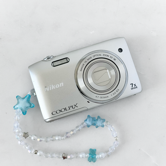 Nikon Coolpix S3500 Digital Camera