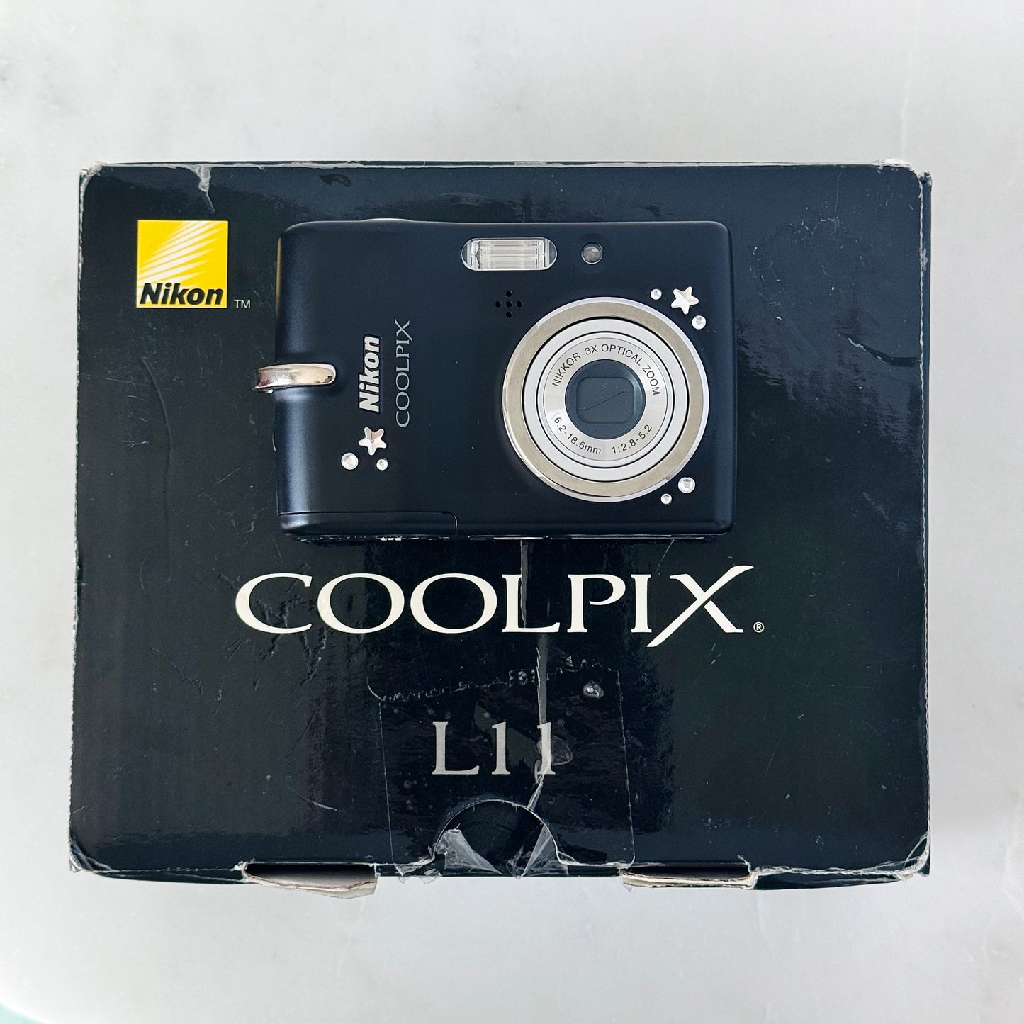 Nikon Coolpix L11 Digital Camera IN BOX