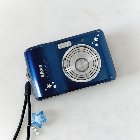 Niko Coolpix L18 Digital Camera