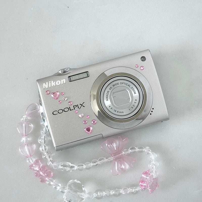 Nikon Coolpix S4000 Digital Camera