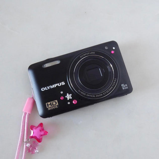 Olympus VG-160 Digital Camera