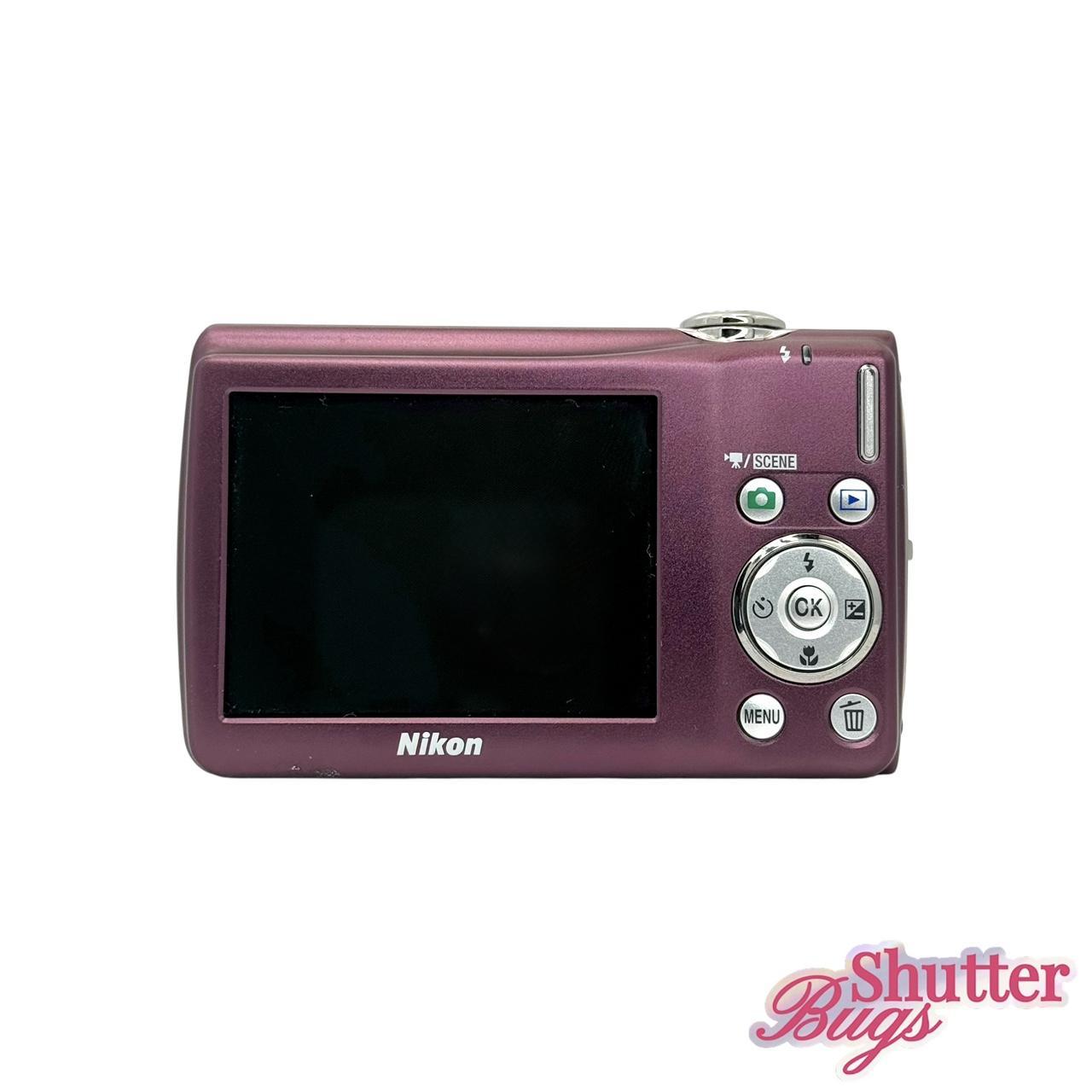 Nikon Coolpix S220 Digital Camera IN BOX