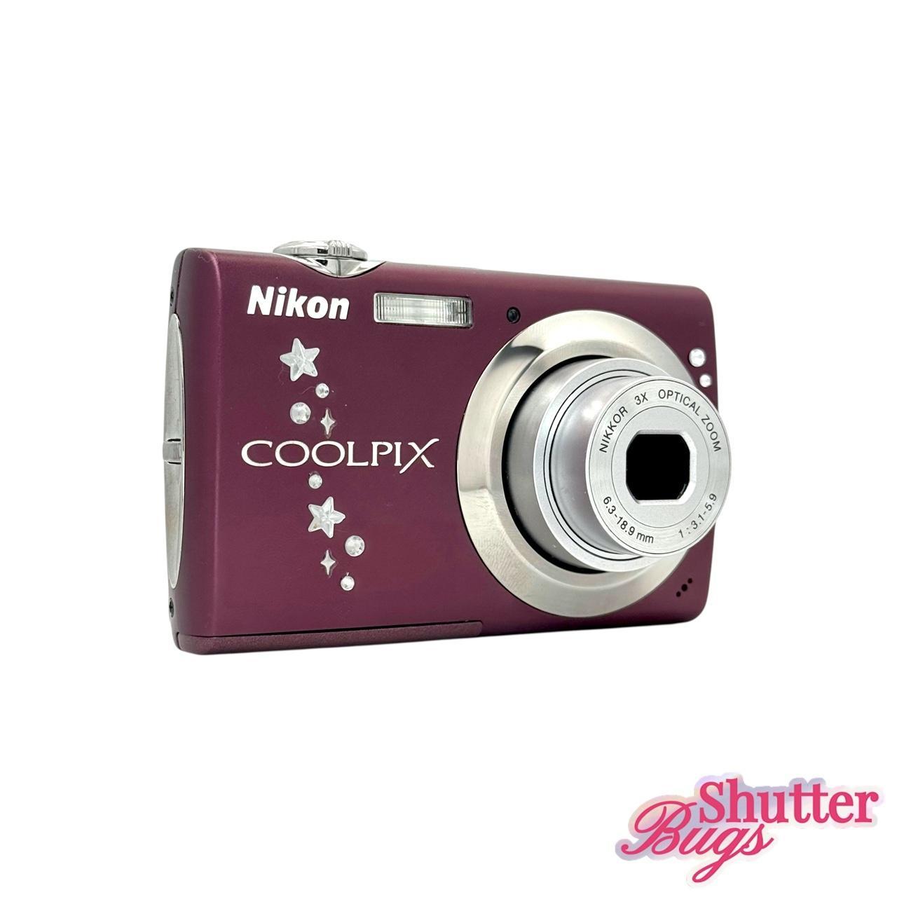 Nikon Coolpix S220 Digital Camera IN BOX