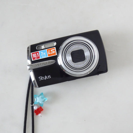 Olympus Stylus 1020 Digital Camera
