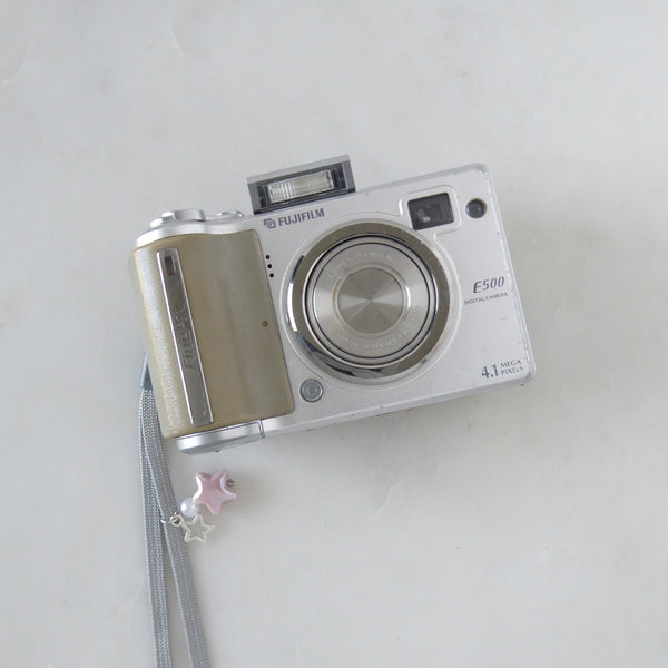 Fujifilm Finepix E500 Digital Camera