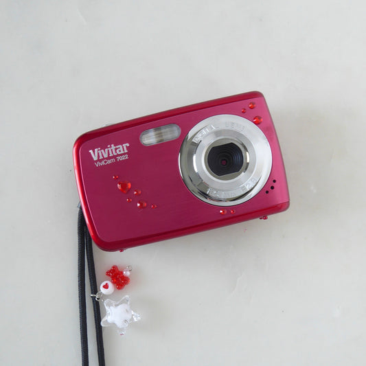 Vivitar ViviCam 7022 Digital Camera