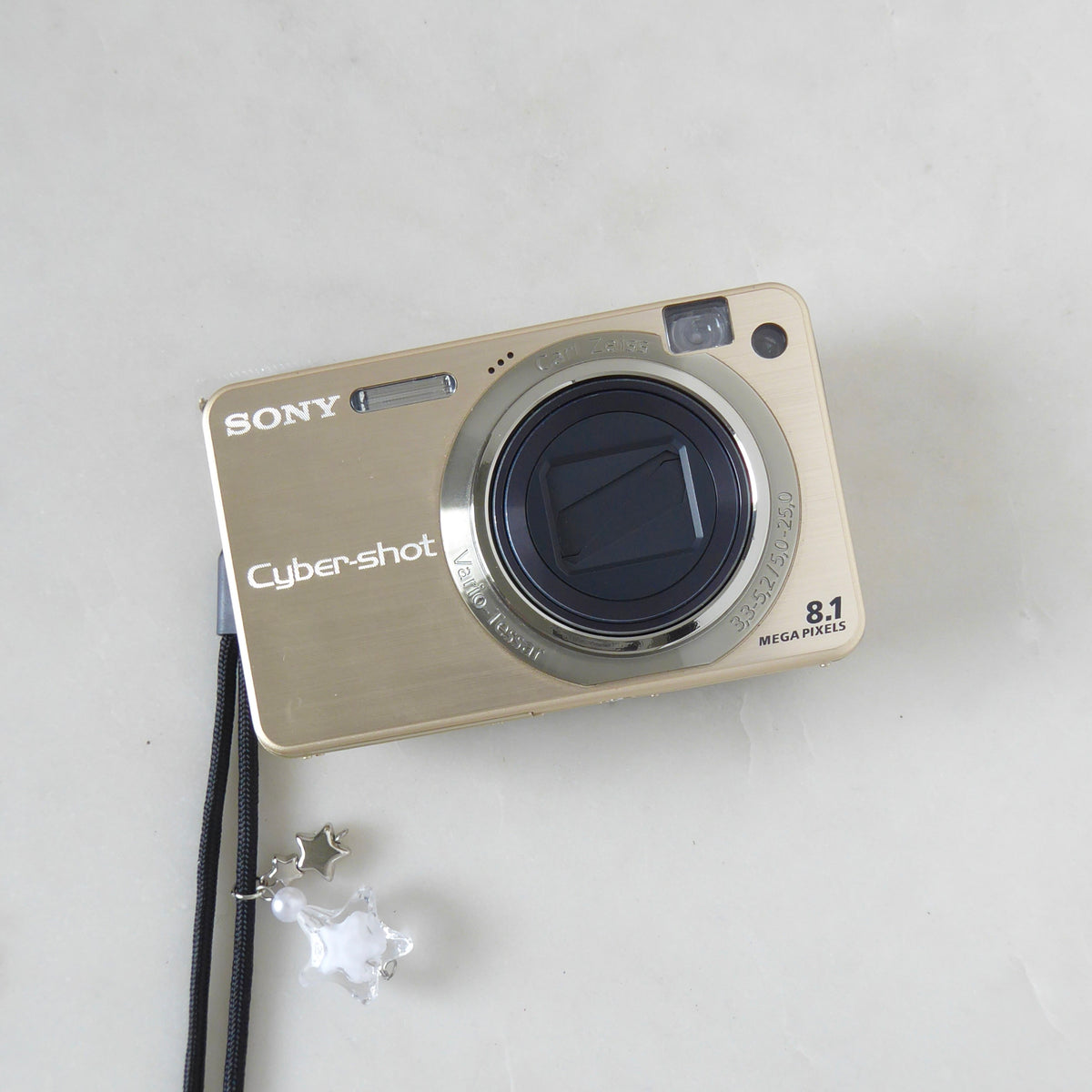 Sony Cybershot W150 Digital Camera