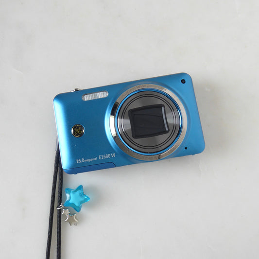 General Electric E1680W Digital Camera IN BOX