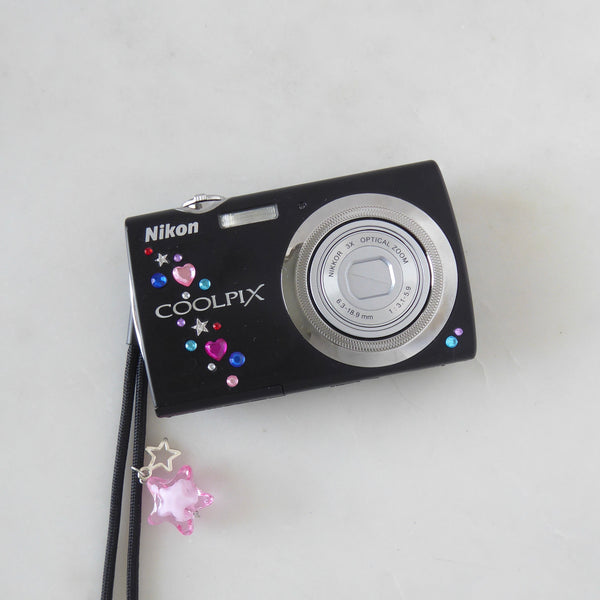 Nikon Coolpix S230 Digital Camera IN BOX