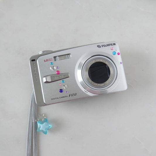 Fujifilm Finepix F650 Digital Camera